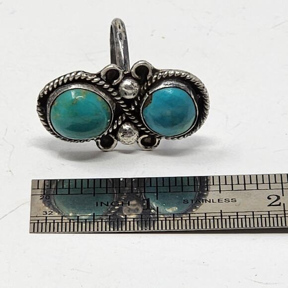 Vintage Sterling Silver Genuine Turquoise Native American Ring - Picture 2 of 5